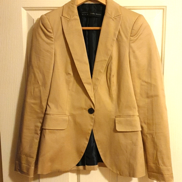 Zara Jackets & Blazers - Zara Blazer - 6-8 AU